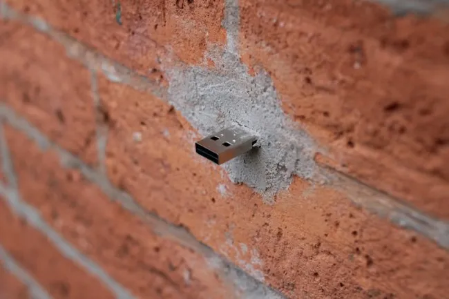 "Dead drop": Le réseau P2P ultime ?